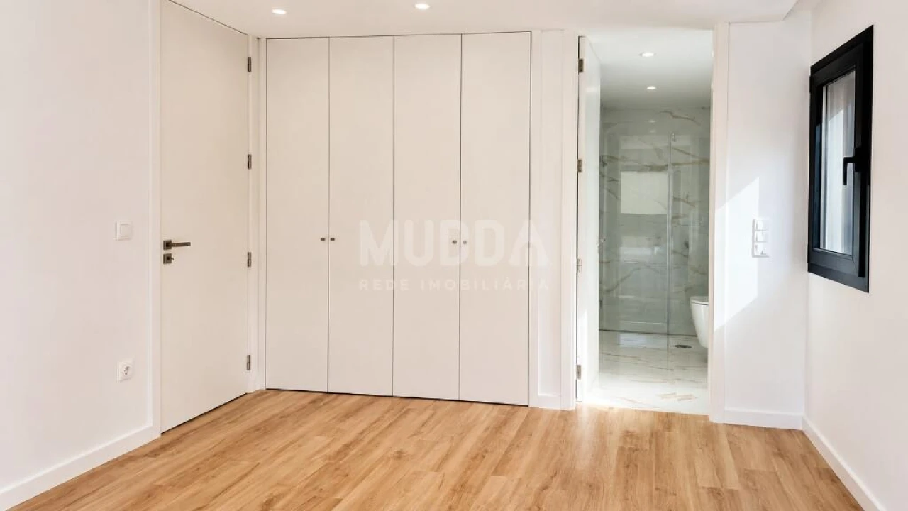 Apartamento T2 para Venda em Santa Maria da Feira, Travanca, Sanfins e Espargo Foto 8