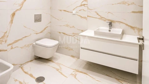 Apartamento T2 para Venda em Santa Maria da Feira, Travanca, Sanfins e Espargo