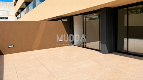 Apartamento T2 para Venda em Santa Maria da Feira, Travanca, Sanfins e Espargo