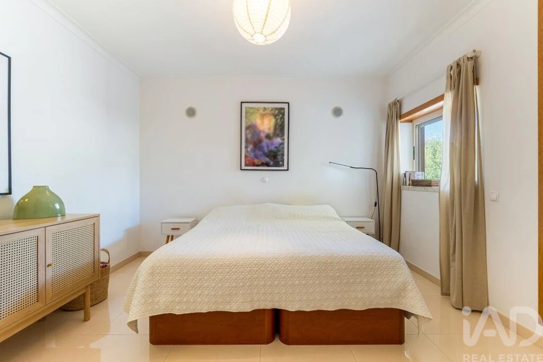 Apartamento T2 para Venda em Ferragudo Foto 14