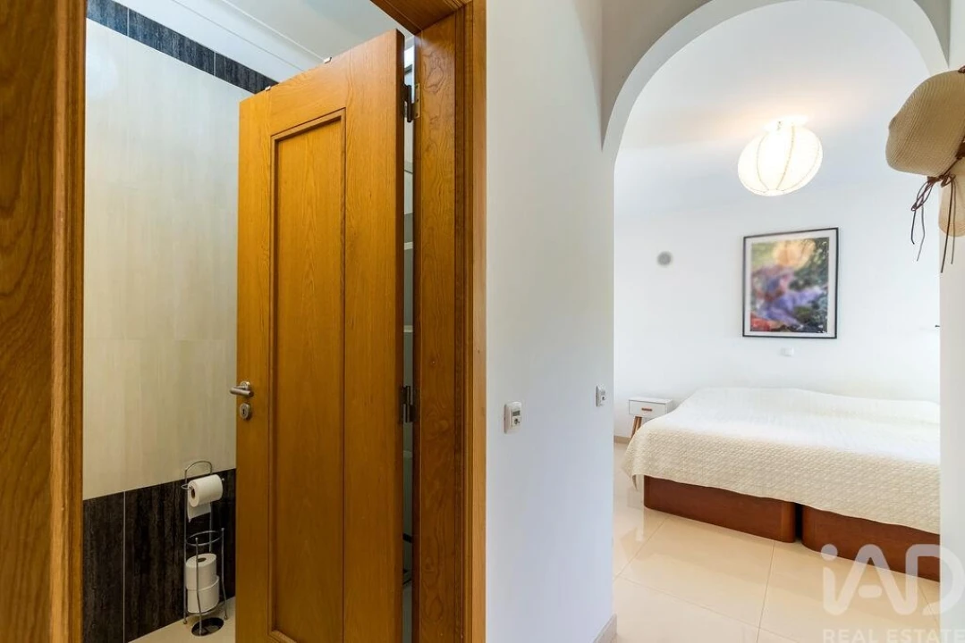 Apartamento T2 para Venda em Ferragudo Foto 35