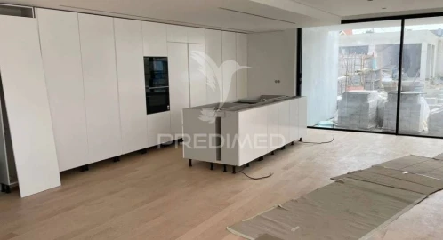 Moradia T4 para Venda em Canidelo