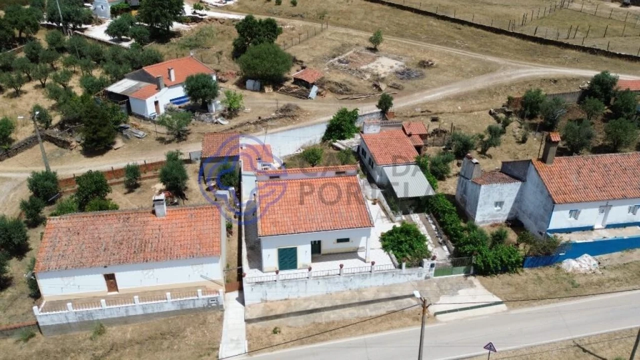 Moradia T2 para Venda em Terena (São Pedro) Foto 50