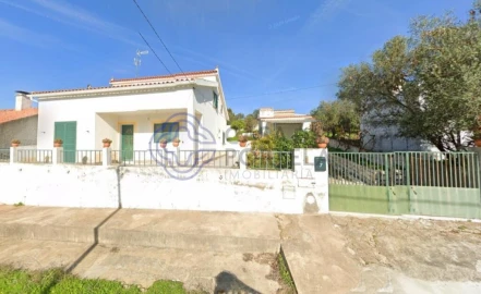 Moradia T2 para Venda em Terena (São Pedro)
