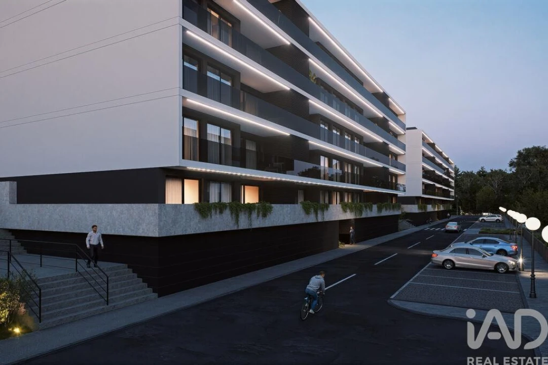 Apartamento T3 para Venda em Fânzeres e São Pedro da Cova Foto 1