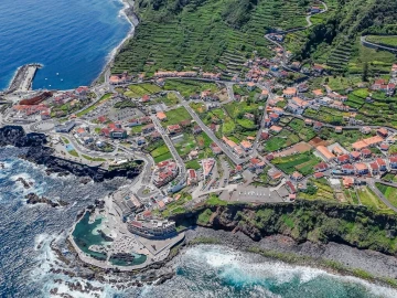 Moradia T2 para Venda em Porto Moniz