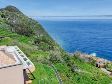 Moradia T2 para Venda em Porto Moniz