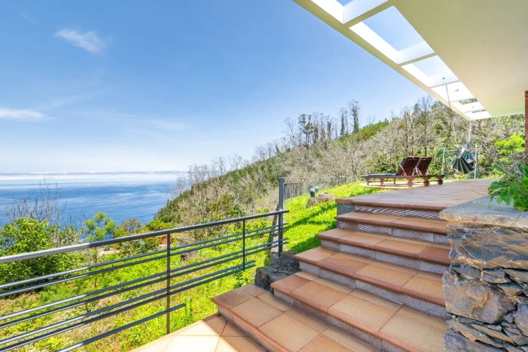 Moradia T2 para Venda em Porto Moniz Foto 12
