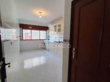 Apartamento T2 para Venda em Algueirão-Mem Martins