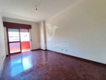 Apartamento T2 para Venda em Algueirão-Mem Martins