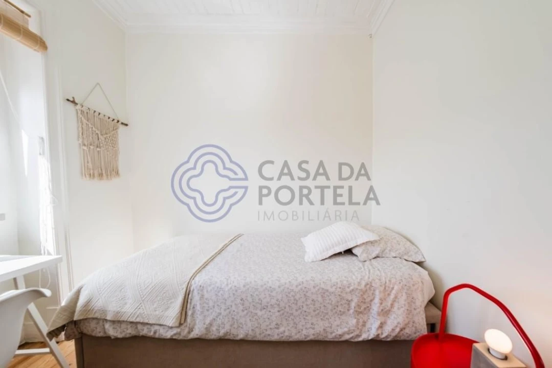 Moradia T4 para Venda em Peral Foto 32