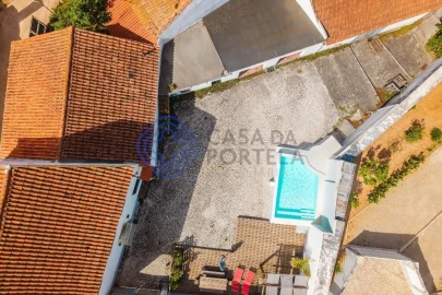 Moradia T4 para Venda em Peral
