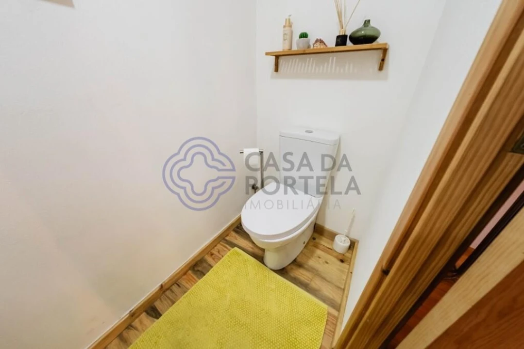 Moradia T4 para Venda em Peral Foto 21