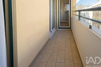 Apartamento T4 para Venda em Faro (Sé e São Pedro)