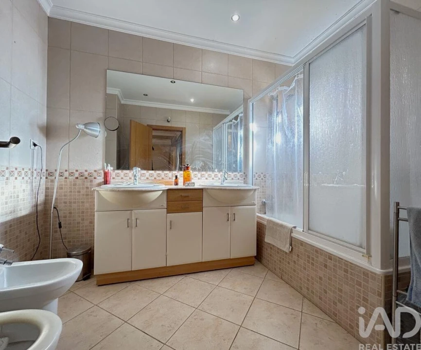 Apartamento T4 para Venda em Faro (Sé e São Pedro) Foto 12