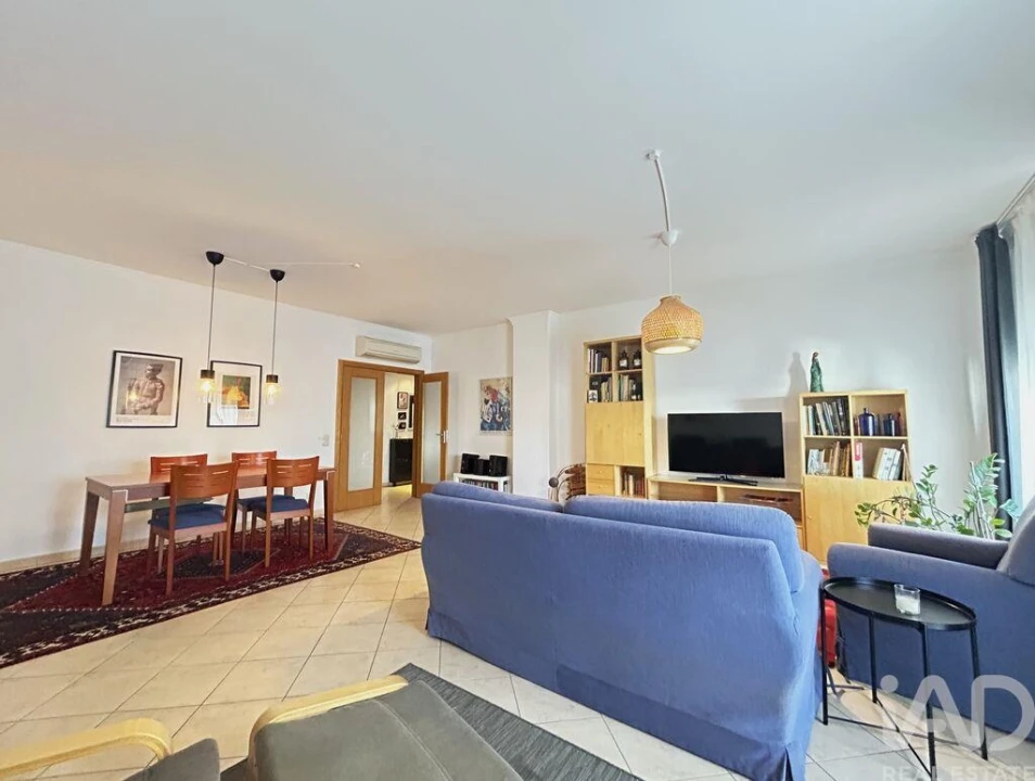 Apartamento T4 para Venda em Faro (Sé e São Pedro) Foto 4