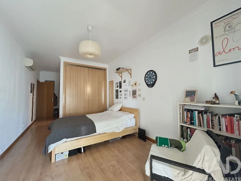 Apartamento T4 para Venda em Faro (Sé e São Pedro) Foto 14