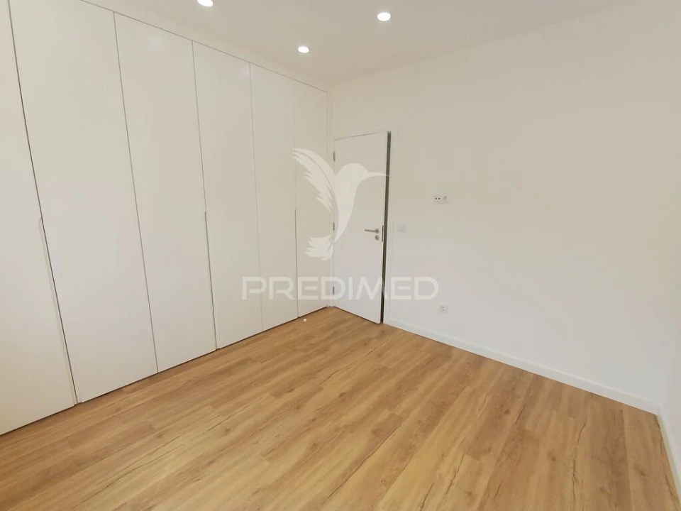 Apartamento T1 para Venda em Seixal, Arrentela e Aldeia de Paio Pires Foto 19