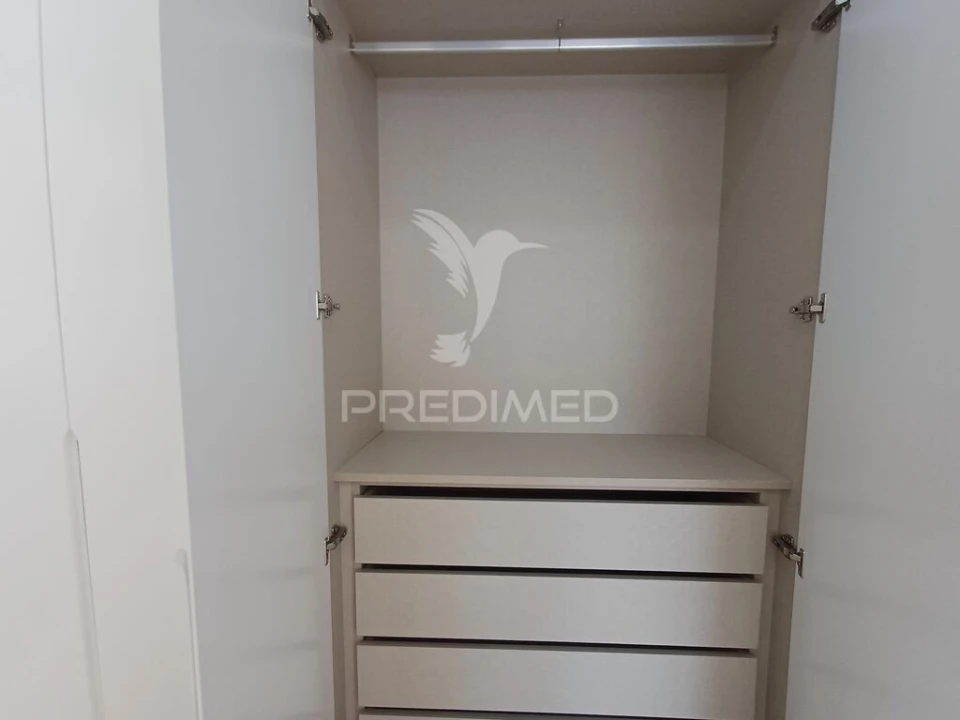 Apartamento T1 para Venda em Seixal, Arrentela e Aldeia de Paio Pires Foto 16