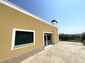 Moradia T5 para Venda em São Pedro de Tomar