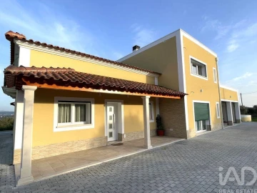 Moradia T5 para Venda em São Pedro de Tomar