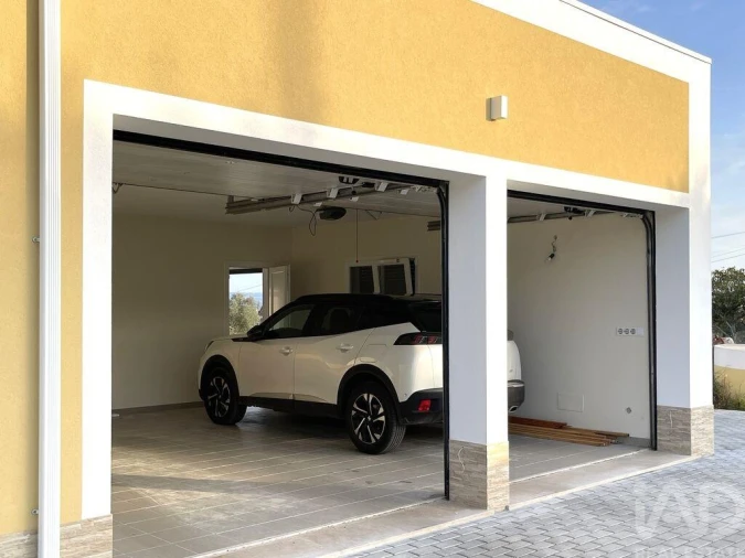 Moradia T5 para Venda em São Pedro de Tomar Foto 10