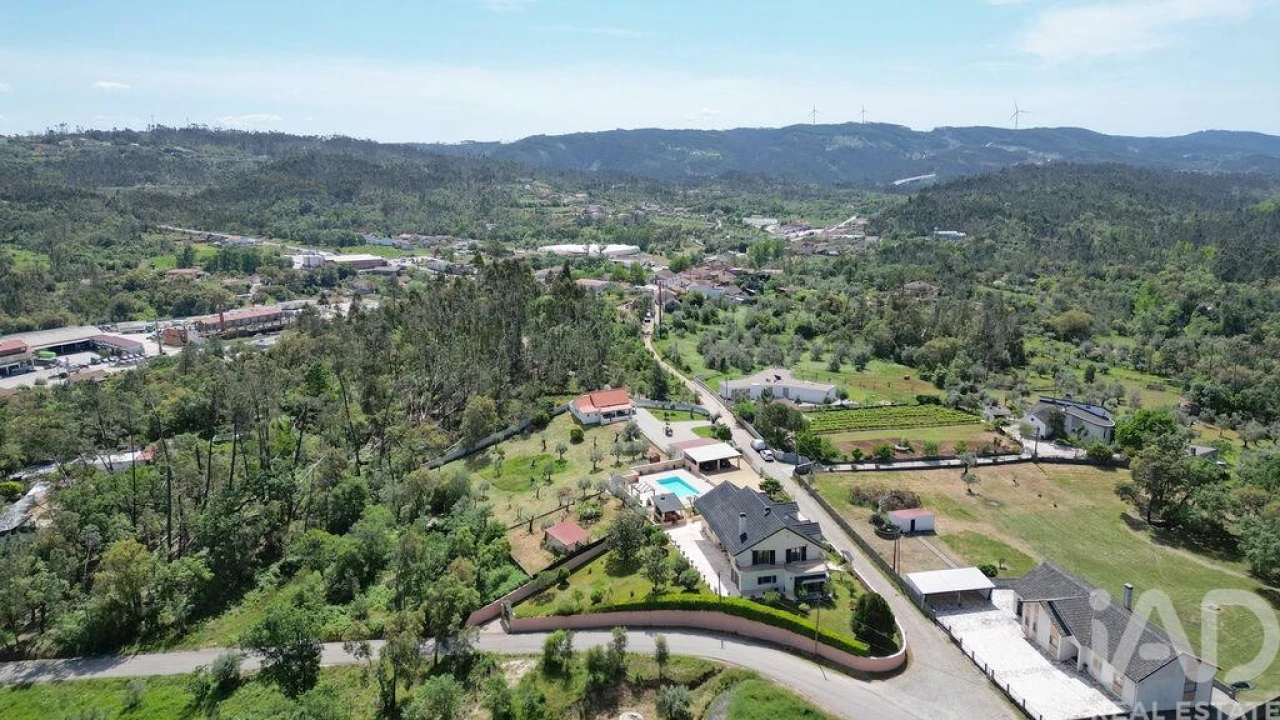 Moradia T5 para Venda em Maçãs de D. Maria Foto 38