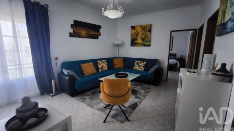 Moradia T5 para Venda em Moncarapacho e Fuseta