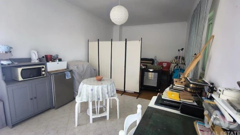 Moradia T5 para Venda em Moncarapacho e Fuseta