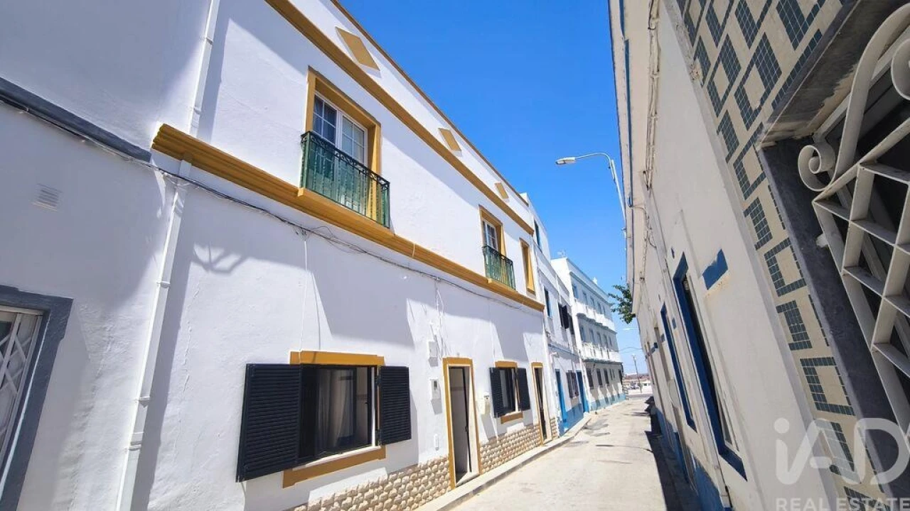 Moradia T5 para Venda em Moncarapacho e Fuseta Foto 1