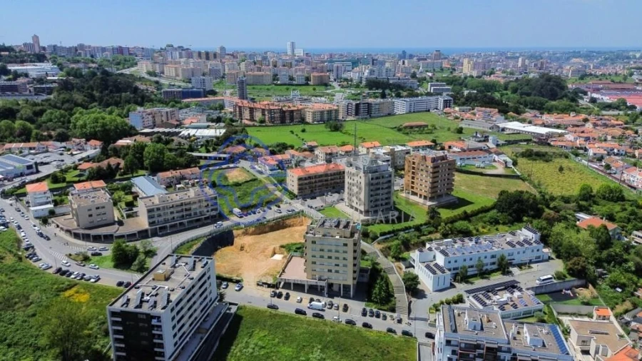 Apartamento T2 para Venda em Oliveira do Douro Foto 7