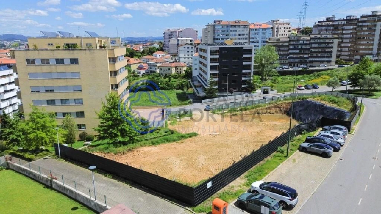 Apartamento T2 para Venda em Oliveira do Douro Foto 10