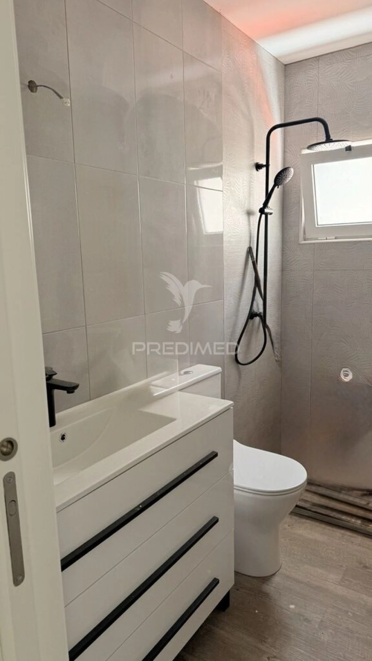 Apartamento T2 para Venda em Bensafrim e Barão de São João Foto 13