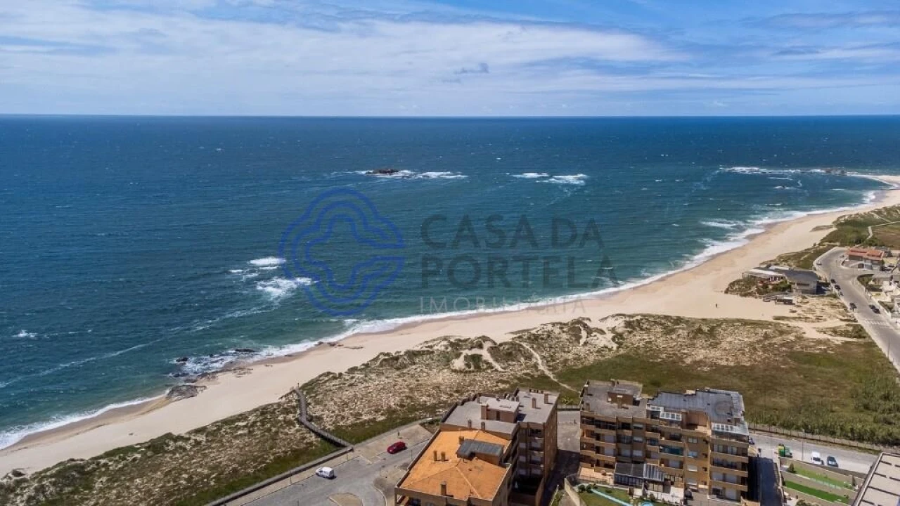 Moradia T4 para Venda em Vila Chã Foto 41