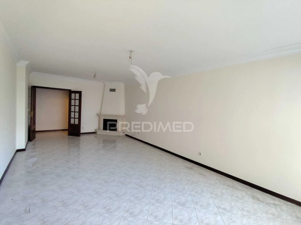 Apartamento T2 para Venda em Algueirão-Mem Martins Foto 10