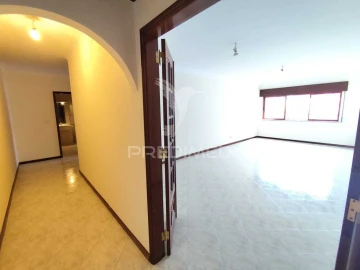 Apartamento T2 para Venda em Algueirão-Mem Martins