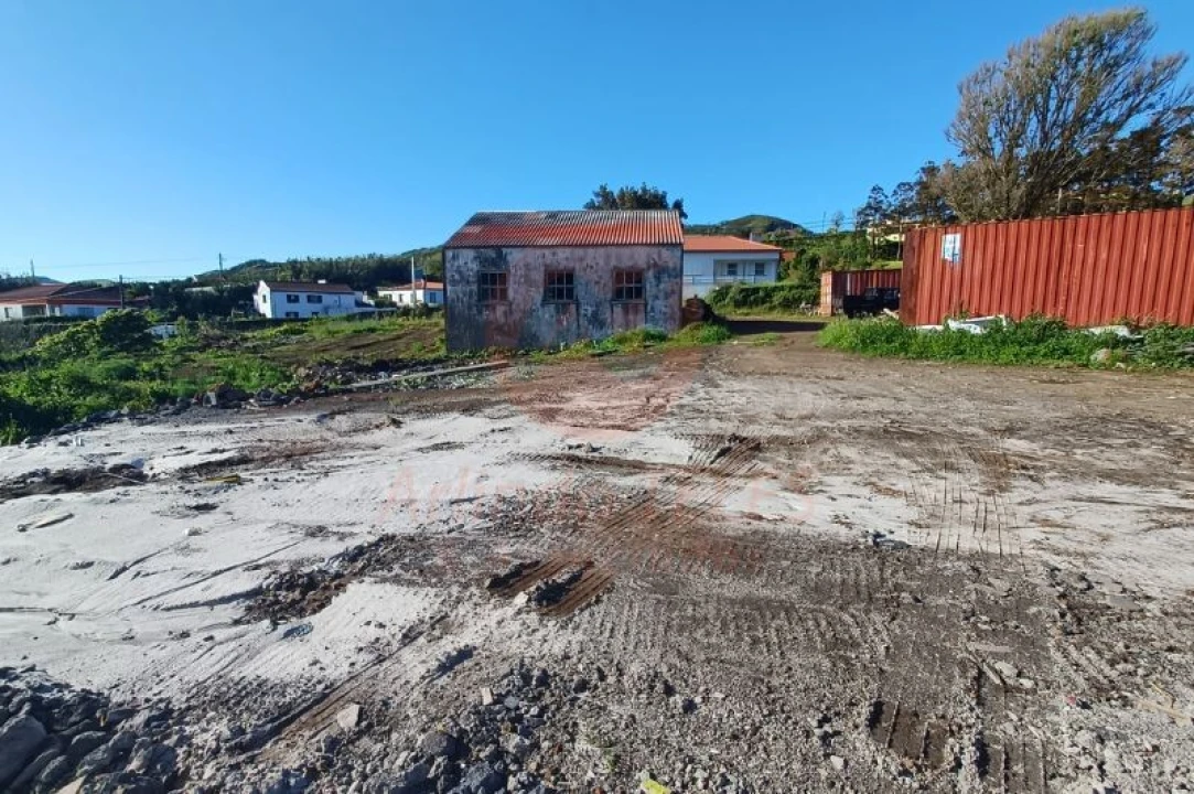 Armazém para Venda em Velas (São Jorge) Foto 12