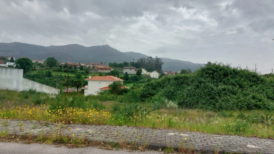 Terreno para Venda em Guilhofrei