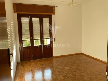 Apartamento T2 para Venda em Romeira e Várzea