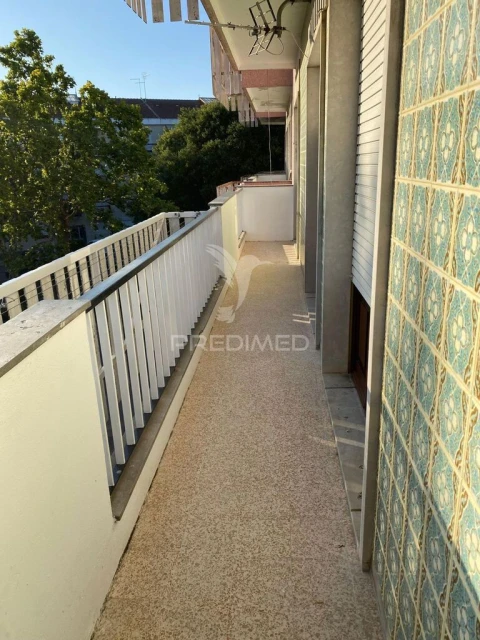 Apartamento T2 para Venda em Romeira e Várzea