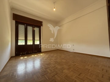 Apartamento T2 para Venda em Romeira e Várzea