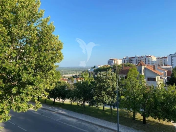 Apartamento T2 para Venda em Romeira e Várzea