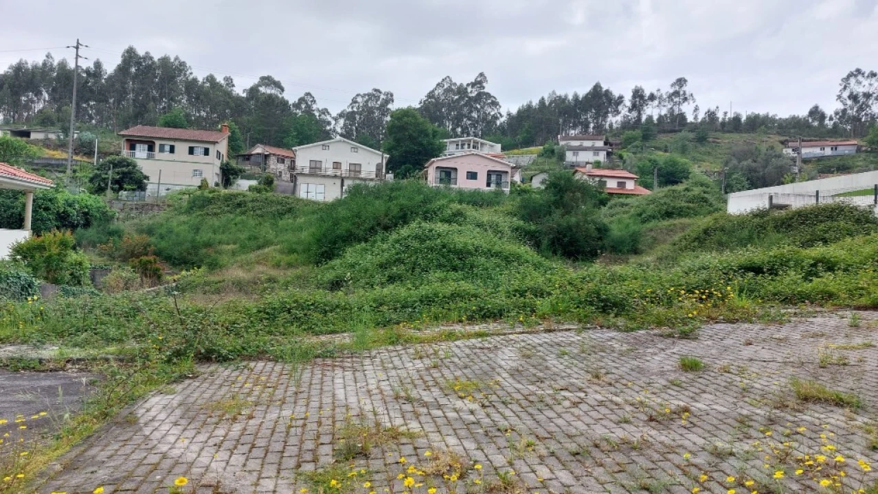 Terreno para Venda em Guilhofrei Foto 1