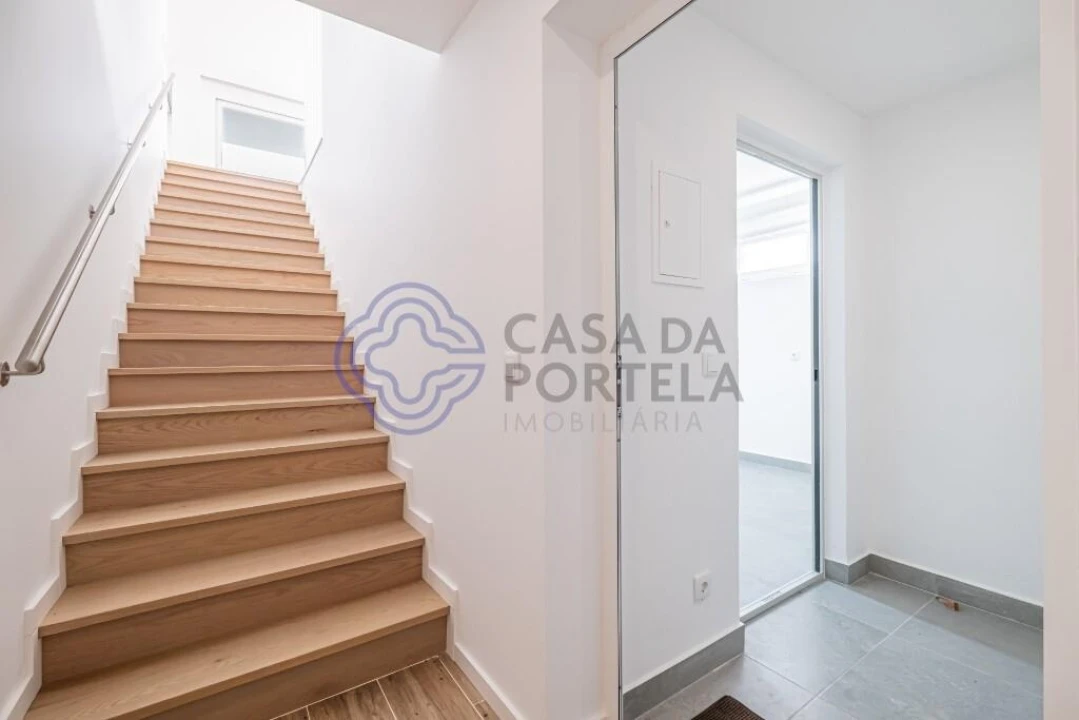 Moradia T4 para Venda em São Pedro da Cadeira Foto 46
