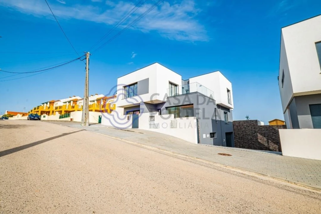 Moradia T4 para Venda em São Pedro da Cadeira Foto 55
