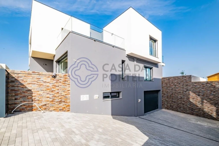 Moradia T4 para Venda em São Pedro da Cadeira Foto 54