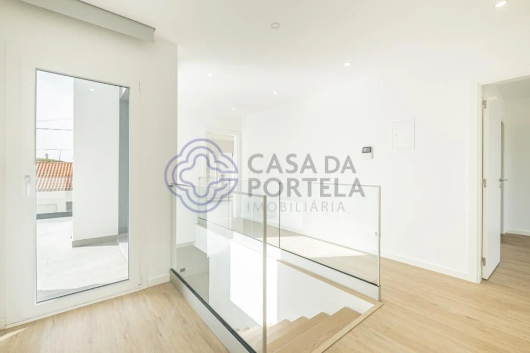 Moradia T4 para Venda em São Pedro da Cadeira Foto 42