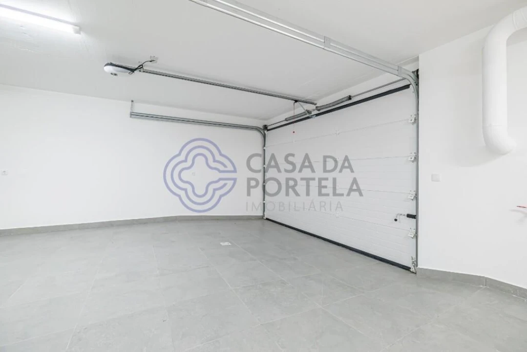 Moradia T4 para Venda em São Pedro da Cadeira Foto 49