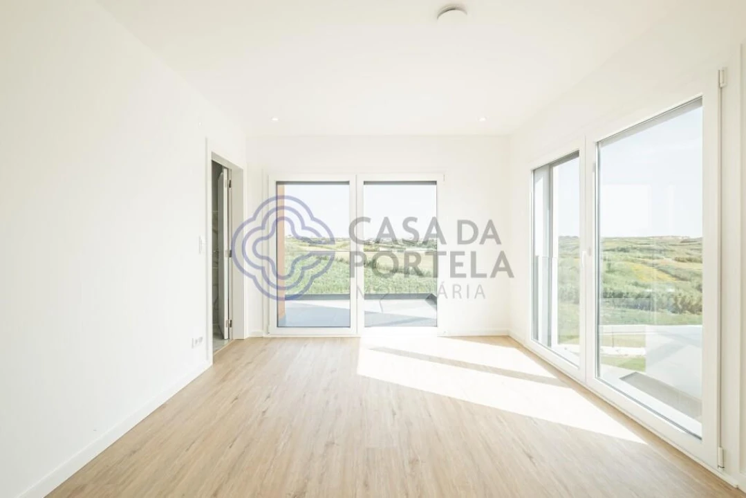 Moradia T4 para Venda em São Pedro da Cadeira Foto 31