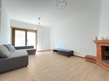 Apartamento T2 para Venda em Póvoa de Varzim, Beiriz e Argivai